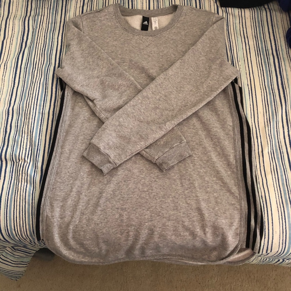 Gray tunic sweatshirt